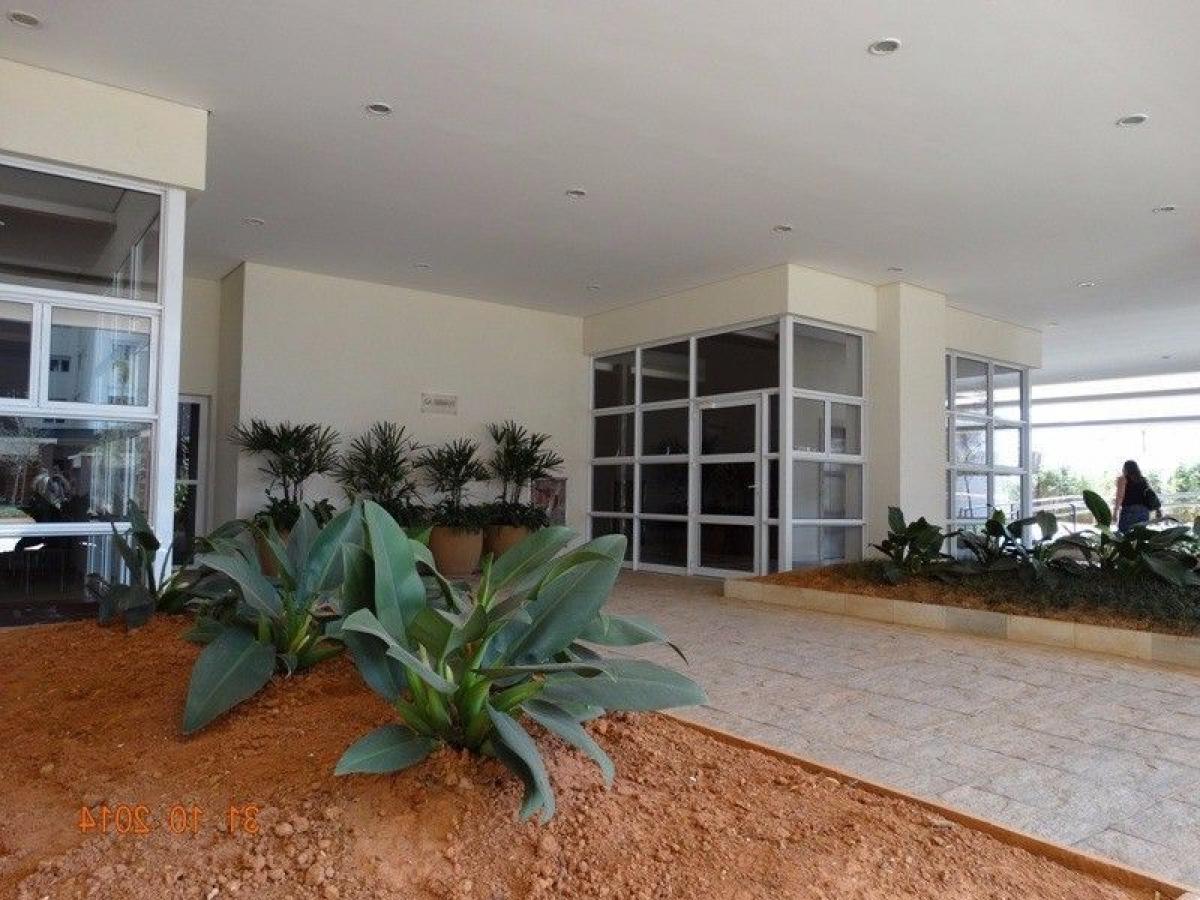 Apartamento de 4 dormitorios en Sao Paulo, Brazil No. 497230