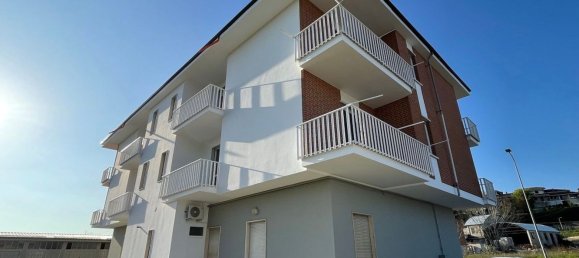 4 rooms Apartment in Castagnole delle Lanze, Italy No. 105273 11