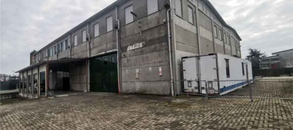 1200m² Warehouse in San Pietro Mosezzo, Italy No. 85621 3