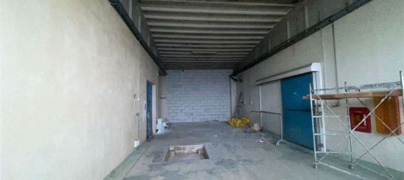1200m² Warehouse in San Pietro Mosezzo, Italy No. 85621 10