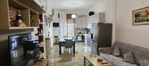 4 chambres Appartement à Rimini, Italy No. 348482 2