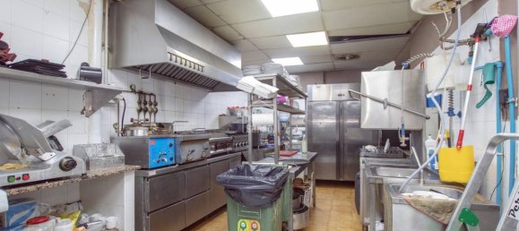 90m² Bar in Mahon, Spain No. 5258 7