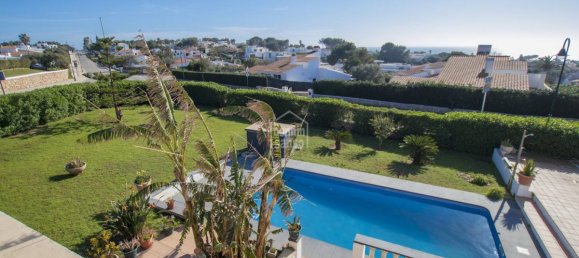 4 bedrooms Villa in Binibeca, Spain No. 668 3