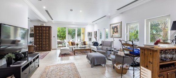 3 bedrooms Villa in Jumeirah Park, UAE No. 13039 3