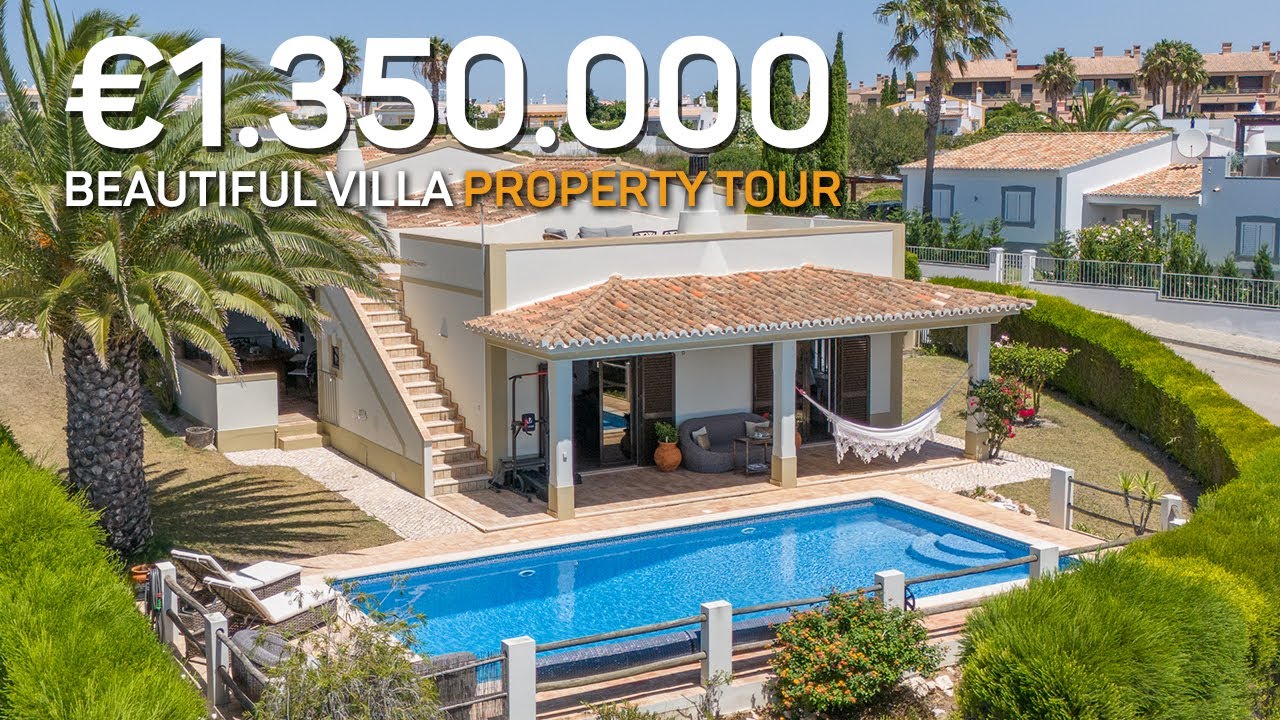 4 bedrooms Villa in Luz, Portugal No. 330022