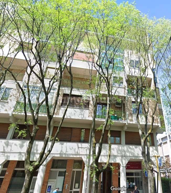 Apartamento de 3 dormitorios en Modena, Italy No. 313630