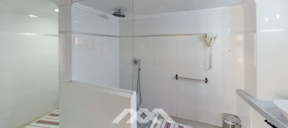 20 bedrooms House in Arenas, Spain No. 47349 12