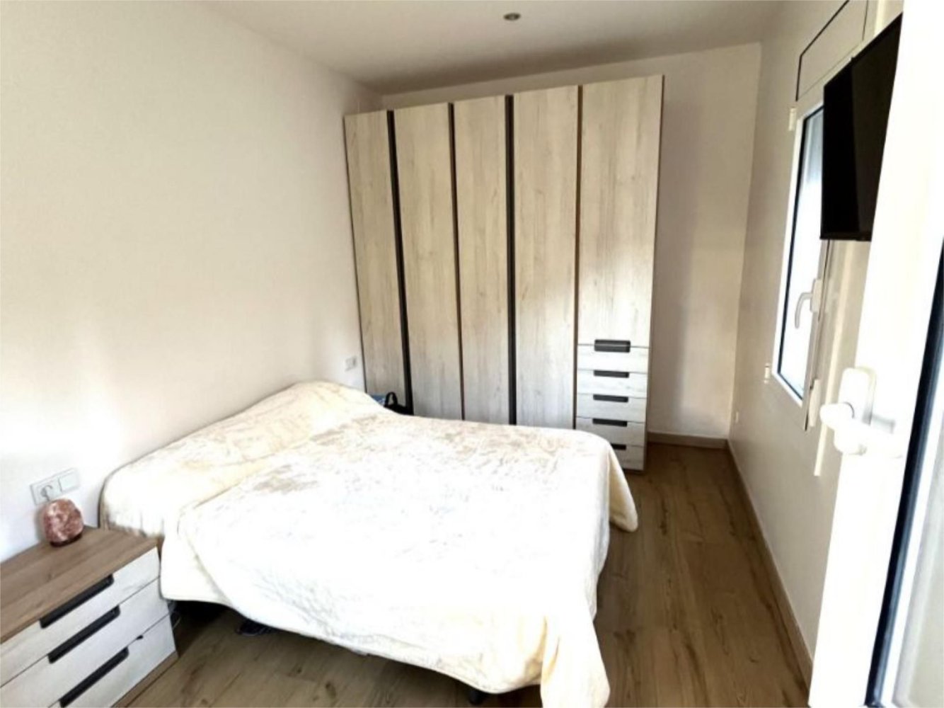 Apartamento T1 em Santa Coloma de Gramenet, Spain N.º 278697