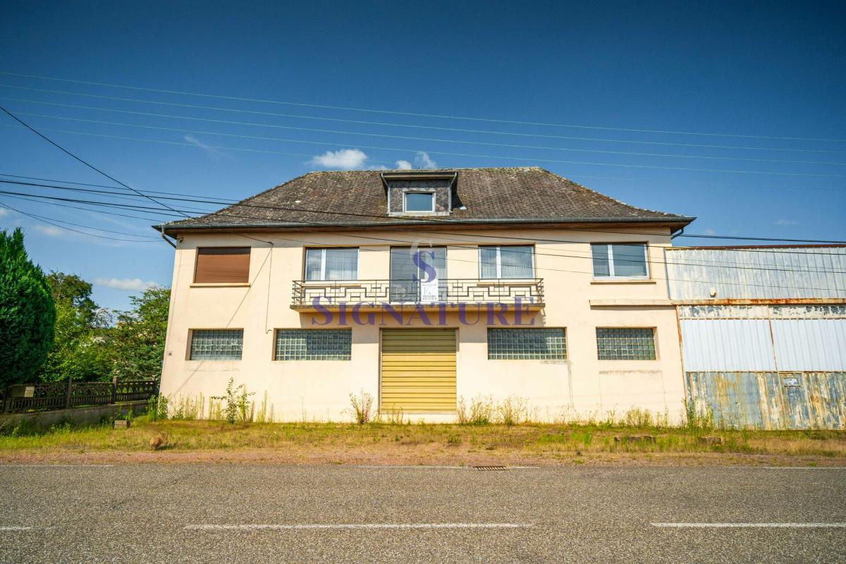 5 chambres Maison à Farschviller, France No. 157397