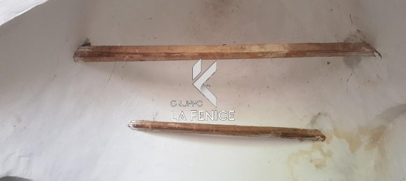 Дом с 2 комнатами в Мартина Франка, Италия № 19353 4