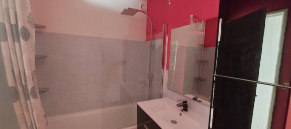 2 bedrooms Duplex in Maurepas, France No. 136412 11