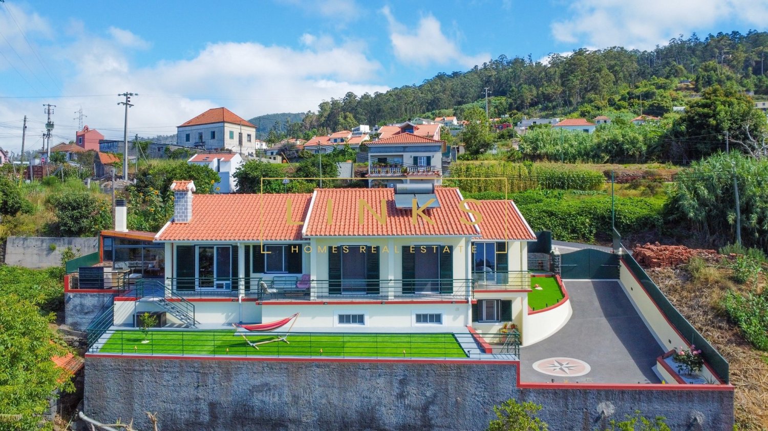 Villa de 3 dormitorios en Ponta do Sol, Portugal No. 299753