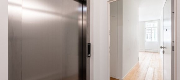 2 bedrooms Apartment in Porto, Portugal No. 102242 8