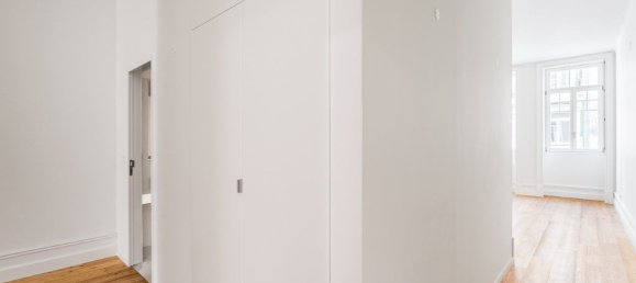 2 bedrooms Apartment in Porto, Portugal No. 102242 10