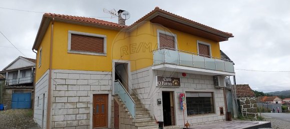 3 bedrooms Castles in Vilar de Macada, Portugal No. 16498 2