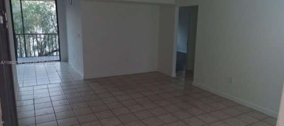 3 dormitorios propiedad comercial en alquiler en Miami, Miami-Dade, Florida, USA № 614429 16
