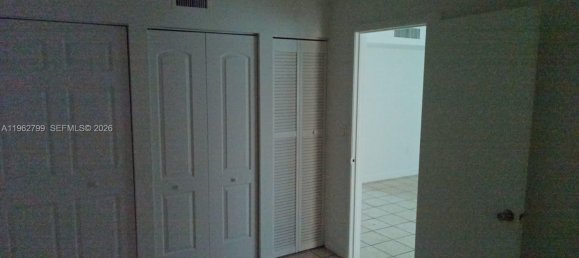 3 dormitorios propiedad comercial en alquiler en Miami, Miami-Dade, Florida, USA № 614429 15
