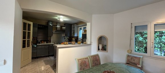 Villa de 4 dormitorios en Bourgoin-Jallieu, France No. 195385 6