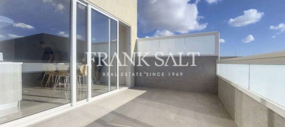 3 bedrooms Penthouse in Mosta, Malta No. 7165 22