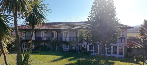 Casa de 4 dormitorios en Povoa de Lanhoso, Portugal No. 37268 2