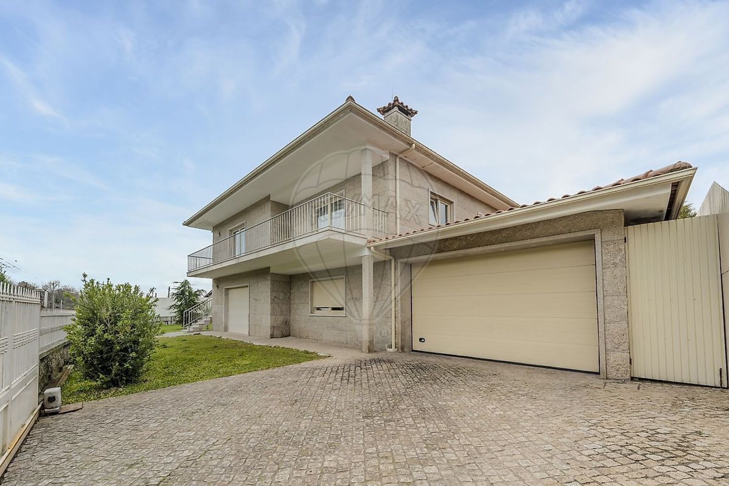 Casa de 4 dormitorios en Povoa de Lanhoso, Portugal No. 37268