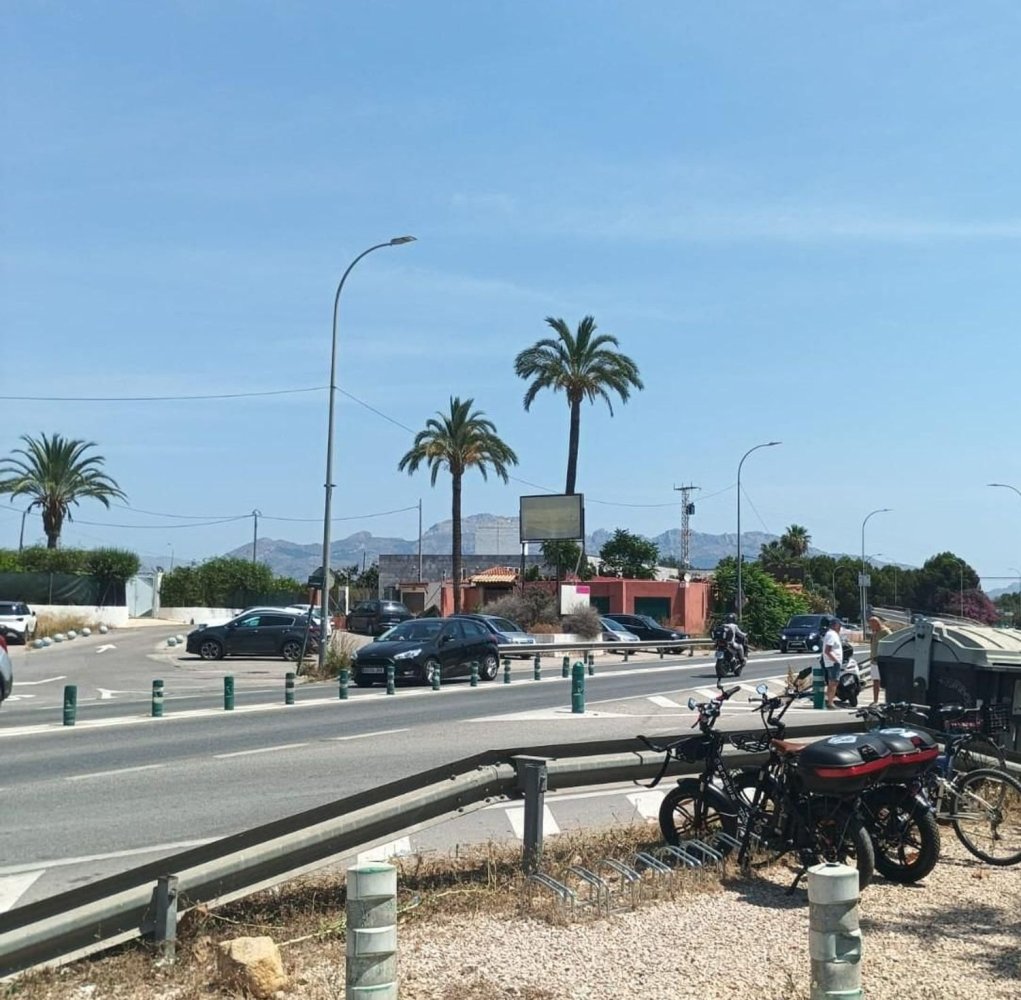 Propiedad comercial en Benidorm, Spain 229 m² No. 150711