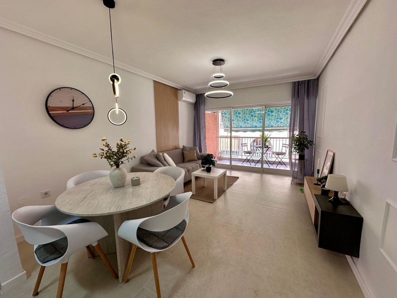 2 chambres appartement à vendre à Torrevieja, Alicante, Valencian Community, Spain № 368922
