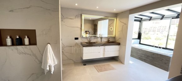 7 bedrooms Villa in Marbella, Spain No. 33843 20