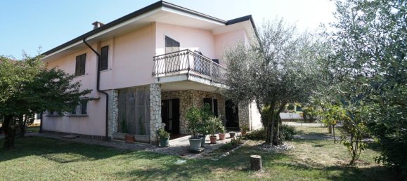 6-salle Maison à Soave, Italy No. 230343 2