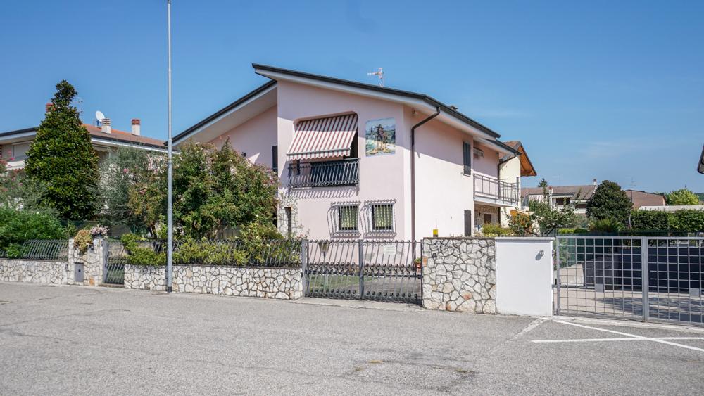 6-salle Maison à Soave, Italy No. 230343