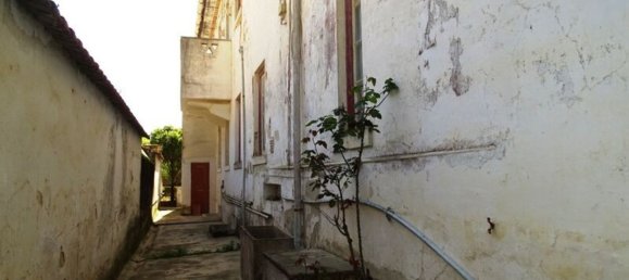 Дом с 14 спальнями в Калдаш да Раинья, Португалия № 140546 4