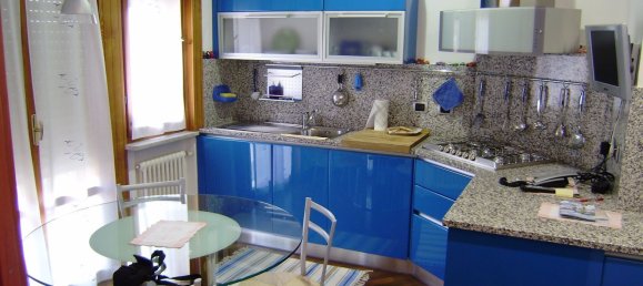 3-salle Appartement à Genoa, Italy No. 284261 12