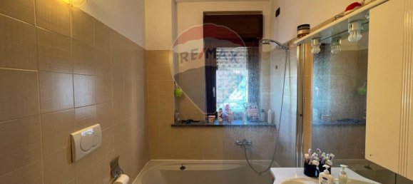 Квартира с 2 спальнями в Кастелланца, Италия № 141556 16