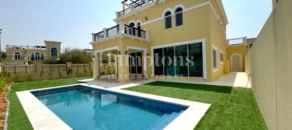 4 bedrooms Villa for rent in Jumeirah Park, Dubai, UAE № 177885 2