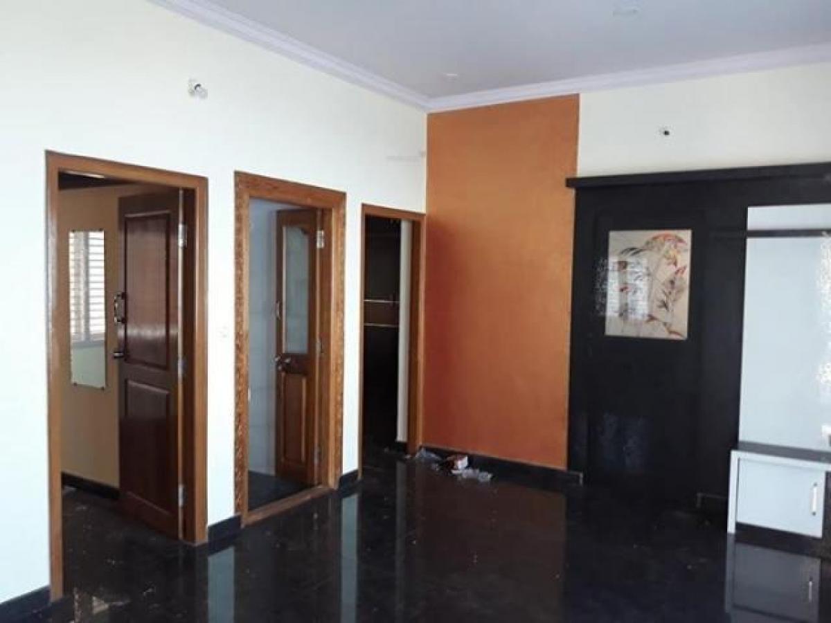 Casa T3 em Bangalore, India N.º 19393