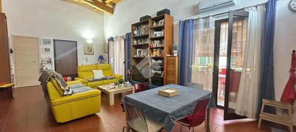 Apartamento de 3 dormitorios en Foggia, Italy No. 378064 3