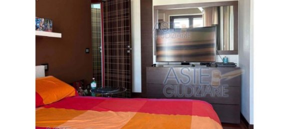 4 bedrooms Apartment in Potenza, Italy No. 347265 6