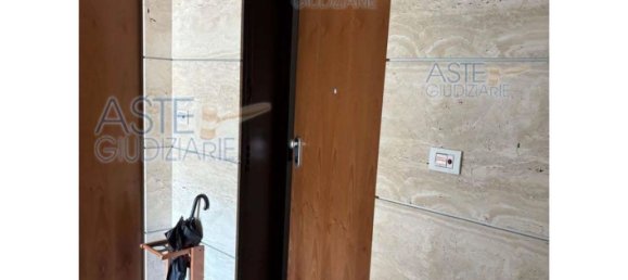 4 bedrooms Apartment in Potenza, Italy No. 347265 8