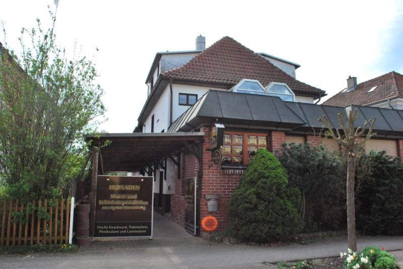 7 rooms Building in Gotha, Germany No. 181285