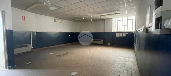 Lagerhaus in Turin, Italy 1200m², Nr. 106777 3