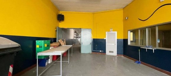 Lagerhaus in Turin, Italy 1200m², Nr. 106777 2
