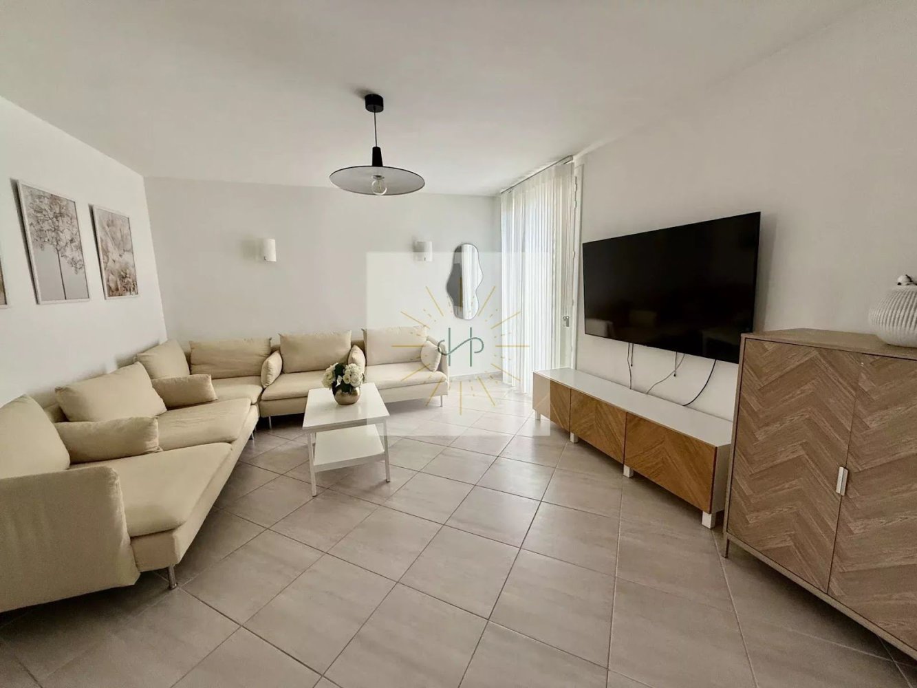 2 chambres Appartement à Montélimar, France No. 198569