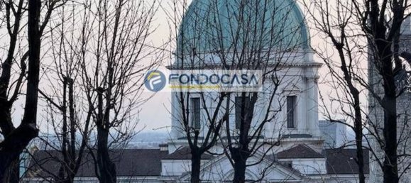 Apartamento de 4 divisões em Brescia, Italy N.º 186709 18