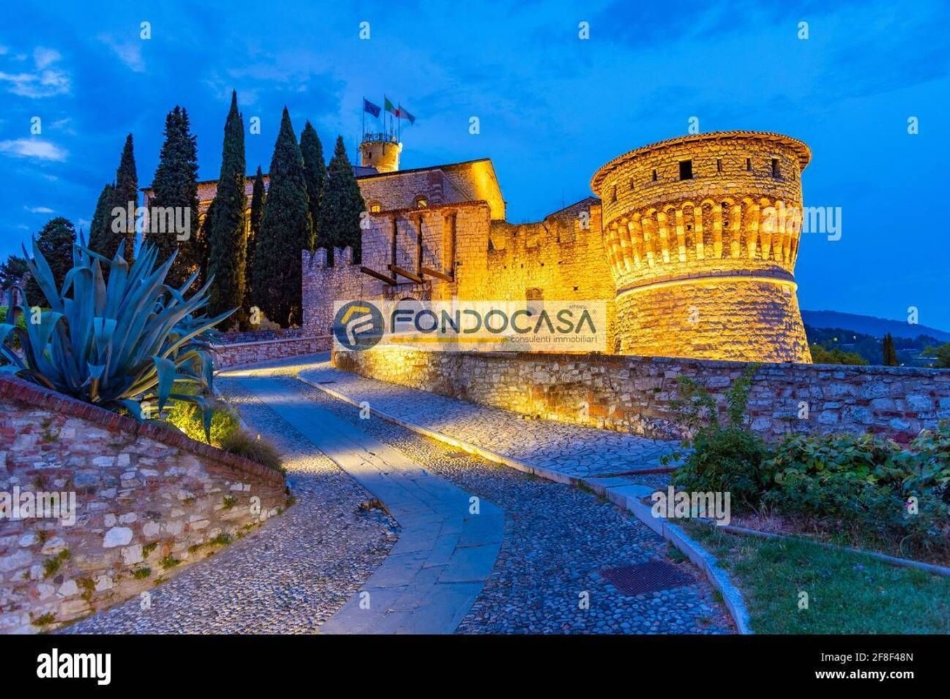 Apartamento de 4 divisões em Brescia, Italy N.º 186709