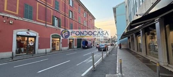 Apartamento de 4 divisões em Brescia, Italy N.º 186709 14