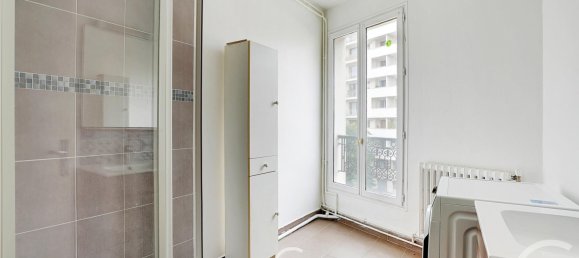 2 chambres Appartement à Paris, France No. 176437 9