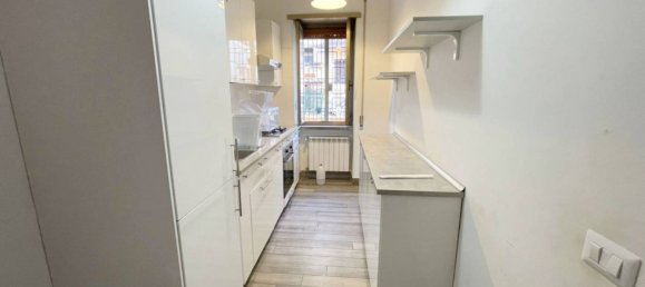 1 bedroom Apartment in Rome, Italy No. 98394 6