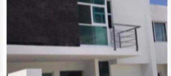 Casa de 3 dormitorios en Querétaro, Mexico No. 170154 2