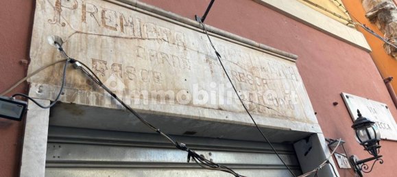 1 room Commercial property in Genoa, Italy No. 329988 5