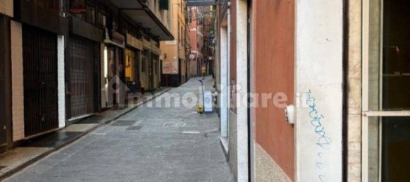 1 room Commercial property in Genoa, Italy No. 329988 4